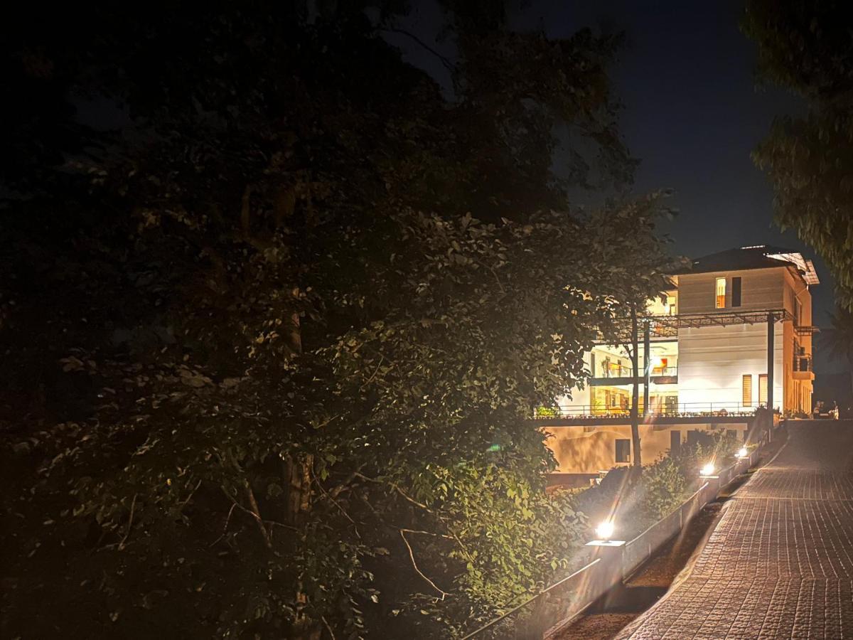 Viceroy Luxury Mountain Resort And Spa Муннар Экстерьер фото