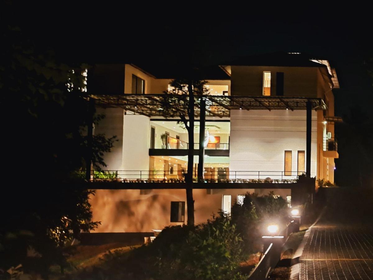 Viceroy Luxury Mountain Resort And Spa Муннар Экстерьер фото