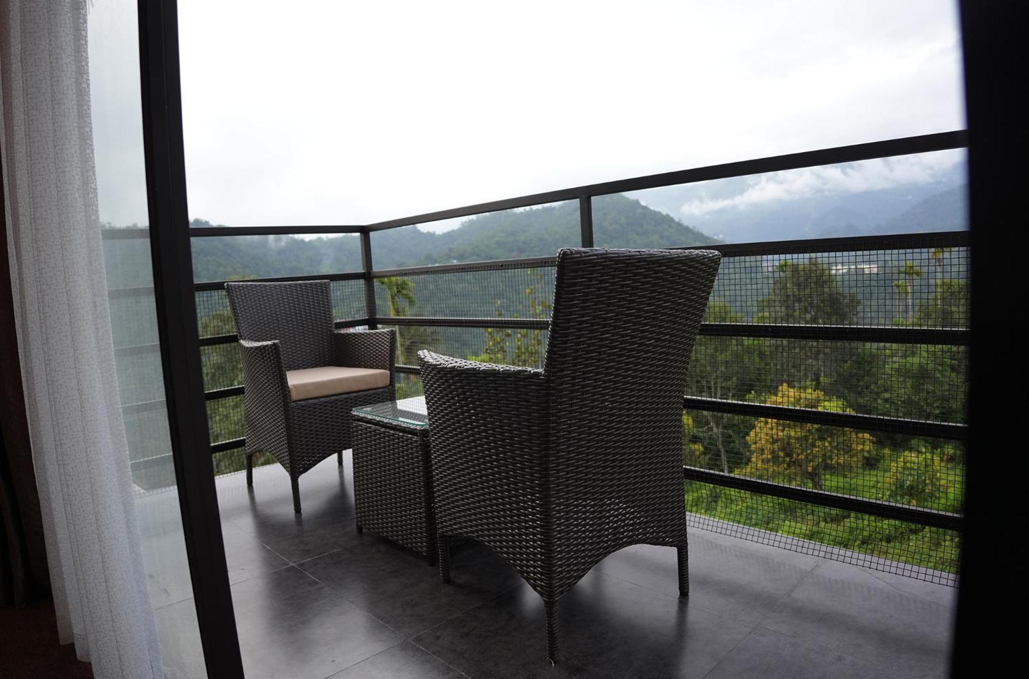 Viceroy Luxury Mountain Resort And Spa Муннар Экстерьер фото
