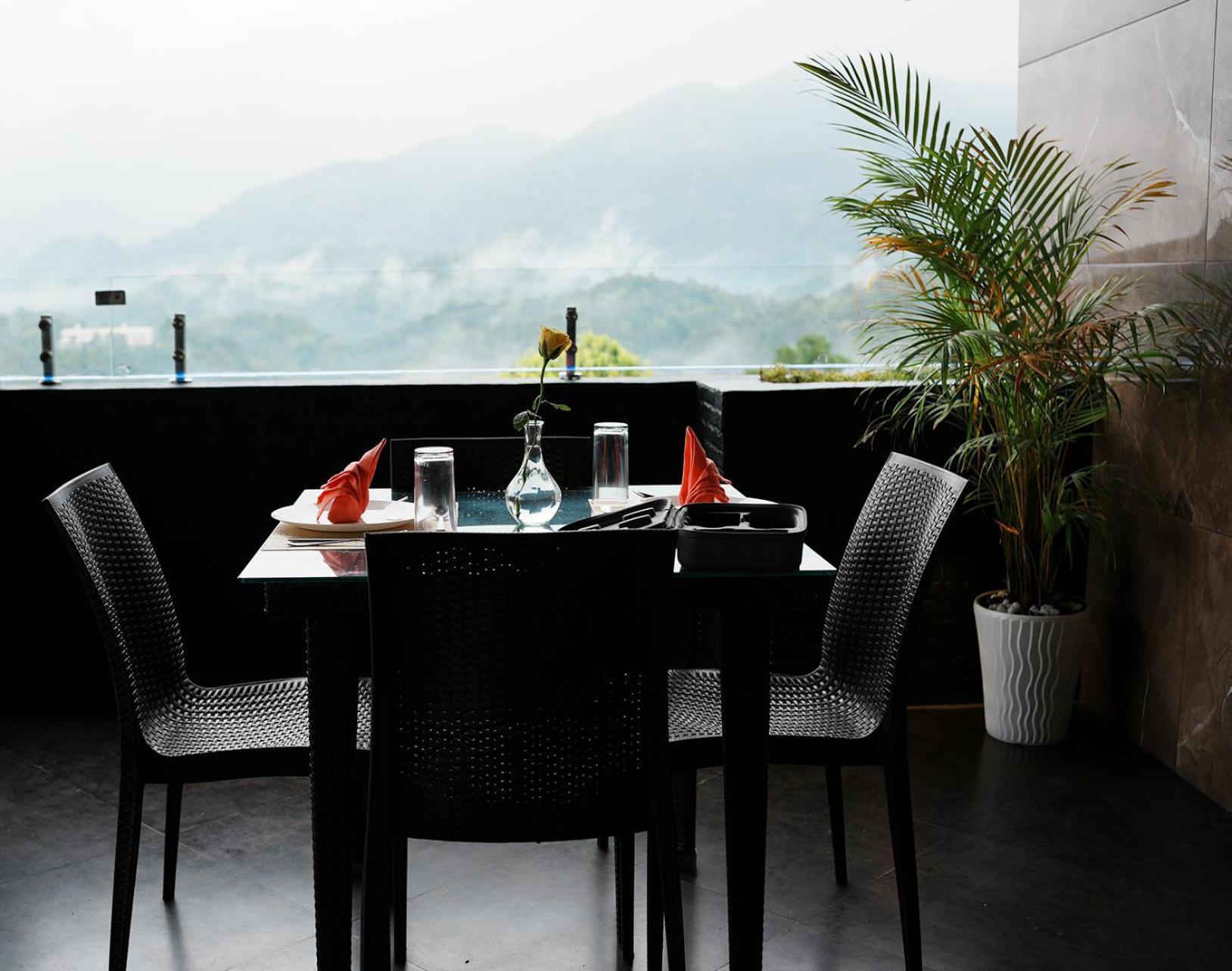 Viceroy Luxury Mountain Resort And Spa Муннар Экстерьер фото